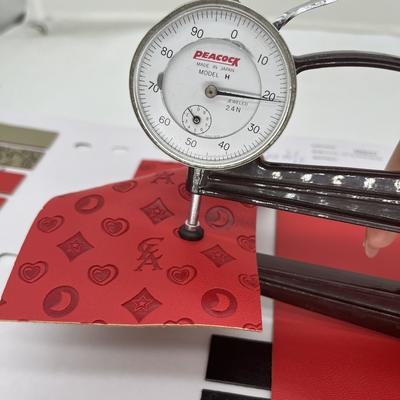 ΠΕ Πίεση συνθετικού δέρματος για τσάντα παπουτσιών Συσκευή Τραπέζι Mat Συνθετικό πλαστό δέρμα ύφασμα