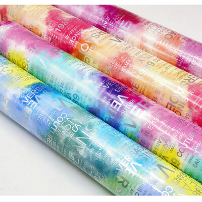 ΠΥ Rainbow Letter Print Magazine Design Συνθετικό δέρμα Αδιάβροχο πλαστό δερμάτινο ύφασμα για τσάντα αποσκευών Καλλυντικά έπιπλα/καναπέ