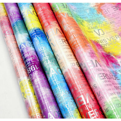 ΠΥ Rainbow Letter Print Magazine Design Συνθετικό δέρμα Αδιάβροχο πλαστό δερμάτινο ύφασμα για τσάντα αποσκευών Καλλυντικά έπιπλα/καναπέ