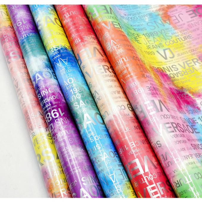 ΠΥ Rainbow Letter Print Magazine Design Συνθετικό δέρμα Αδιάβροχο πλαστό δερμάτινο ύφασμα για τσάντα αποσκευών Καλλυντικά έπιπλα/καναπέ 8